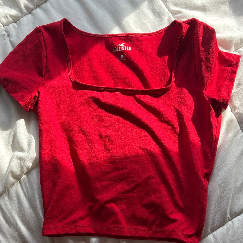 Hollister Women's red square neck crop top